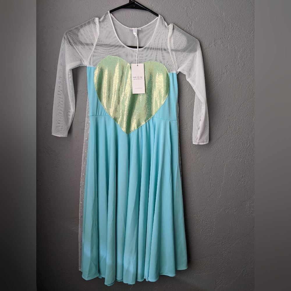 Sensory friendly Elsa dress LIKE MORE STYLES TO BUNDLE FOR $9 EACH